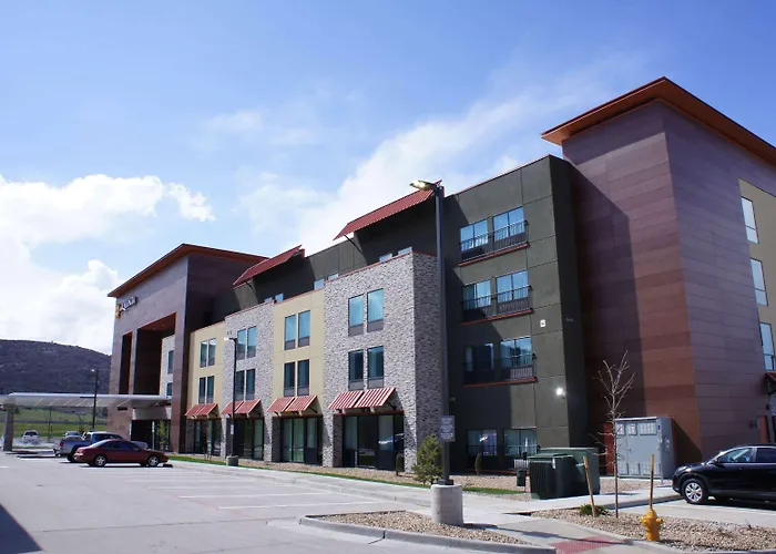 La Quinta Inn & Suites By Wyndham Littleton-Red Rocks